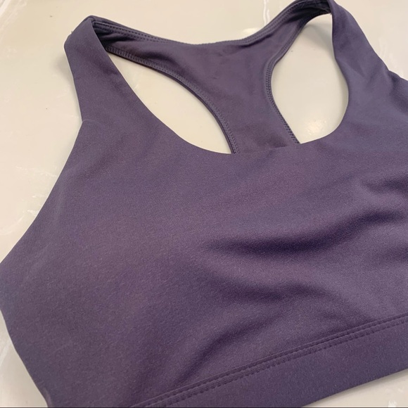 • [Fabletics] Kessler Sports Bra • - Picture 4 of 16